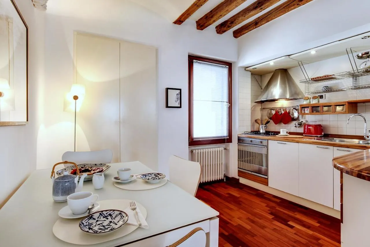 Ca Angela Venetian Apartment M0270428215 Italy